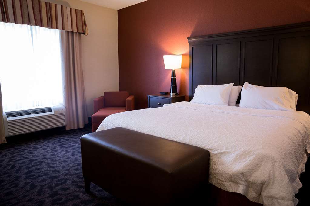 Hampton Inn By Hilton Elliot Lake Ontario Canada Room photo